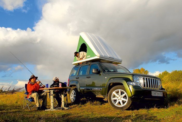 Палатка на крышу автомобиля: какую выбрать