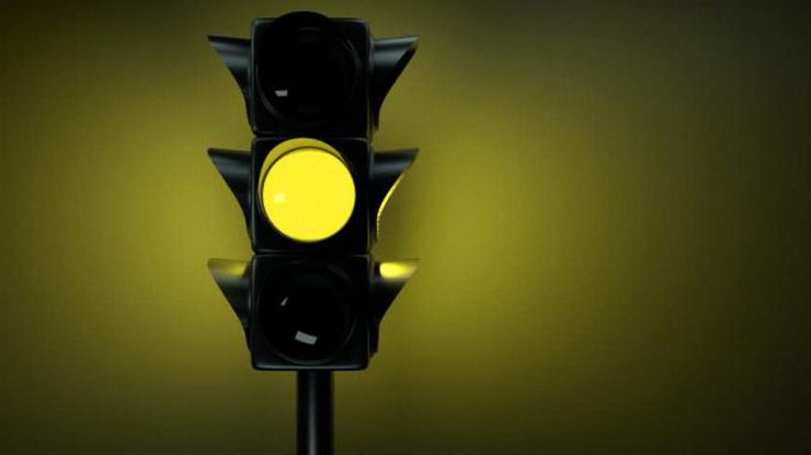 светофор желтый сигнал