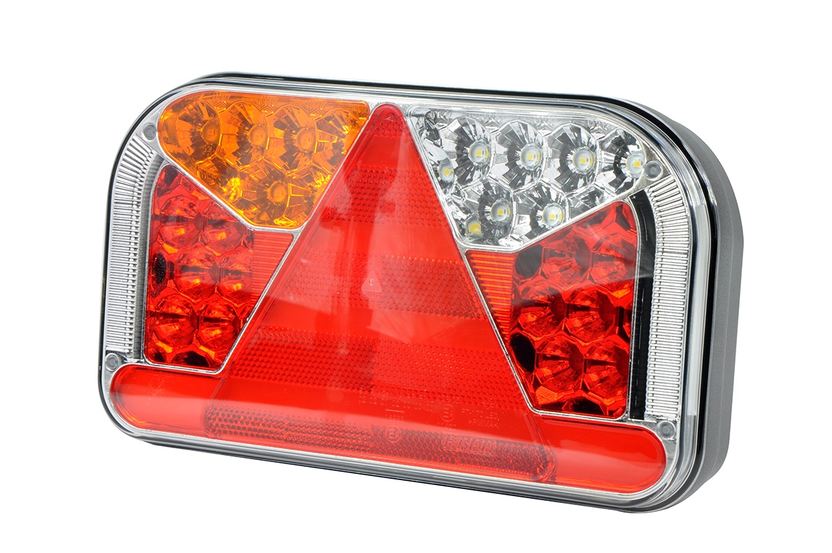 Обзор вариантов фонарей для прицепов легковых автомобилей