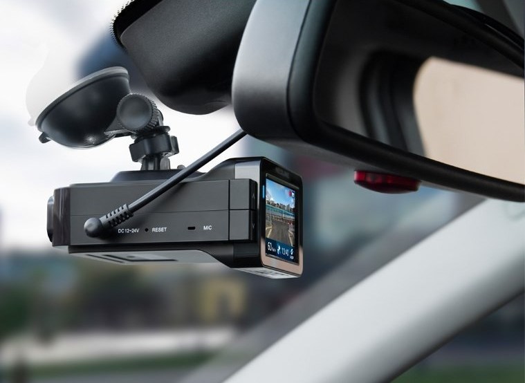 Особенности и преимущества видеорегистраторов с GPS-модулем